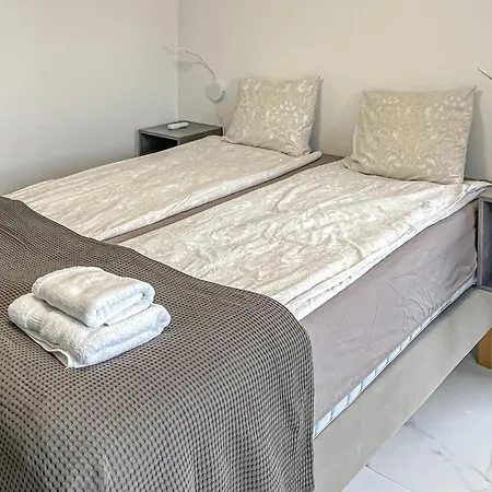 度假居 Pet Friendly In With Swimming Pool 米哈斯
