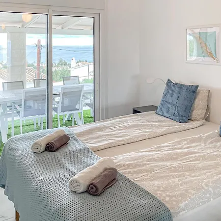 Pet Friendly In With Swimming Pool *