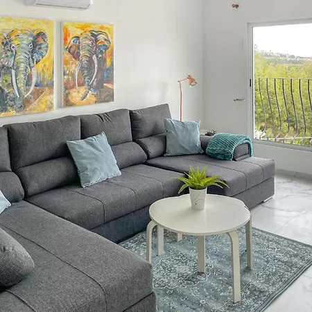 度假居 Pet Friendly In With Swimming Pool *